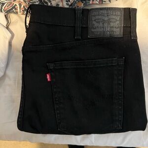 Men’s Levi’s 512 Black 38x32 slim fit tapered jeans